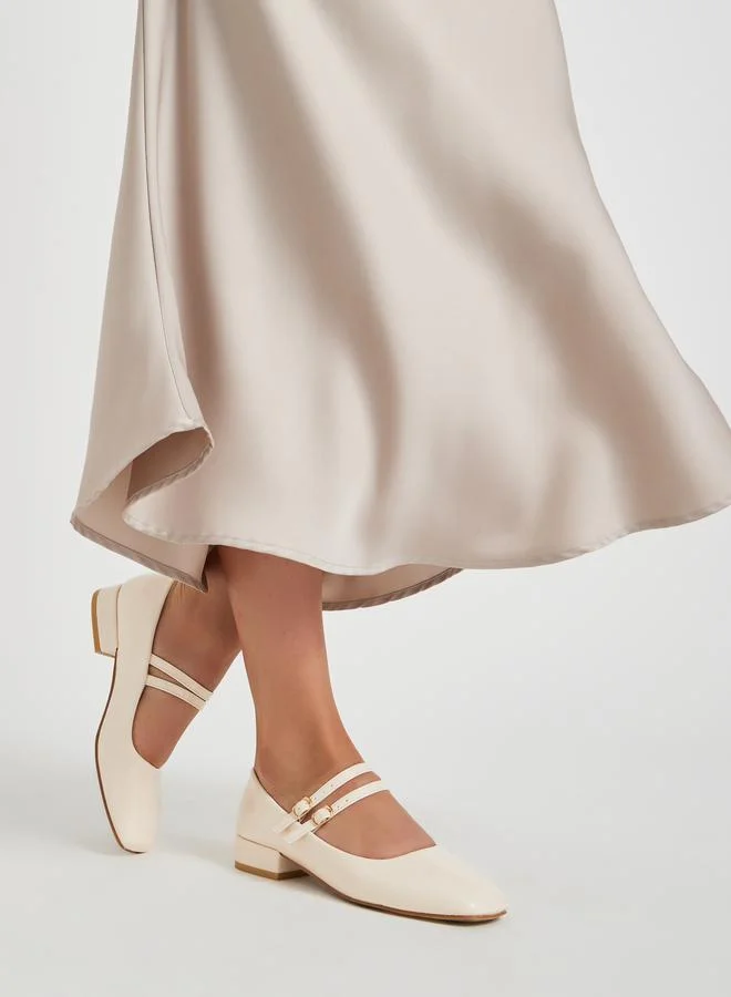 Styli Styli Plain Square Toe Buckle Strap Shoes