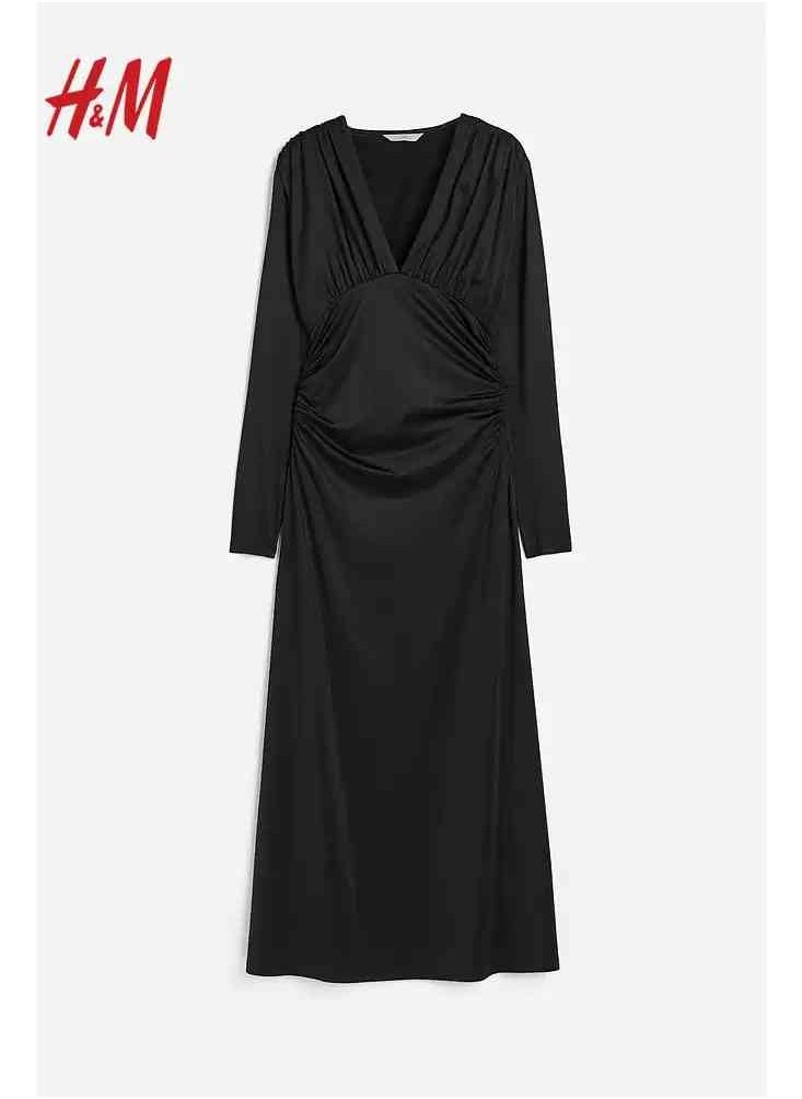 H and M - HM Women's New Loose Lightweight Comfortable And Fashionable Dress - Image 1