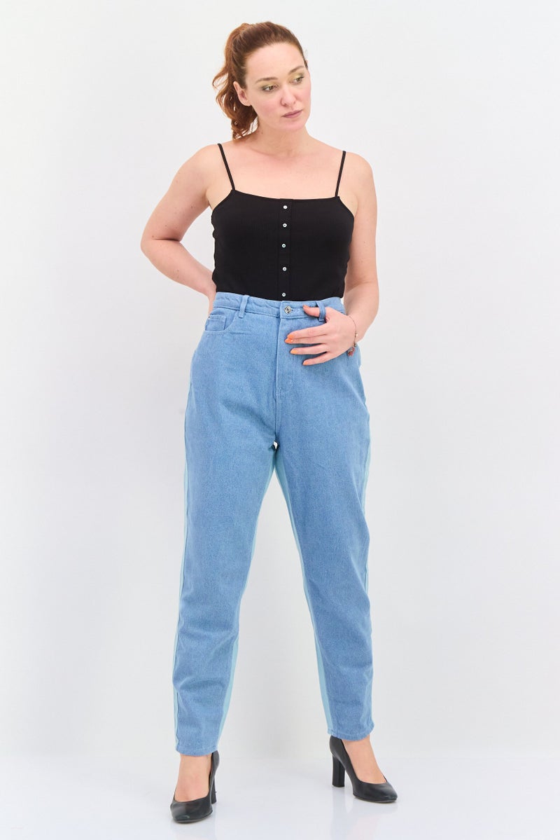 Missguided Women Plus Size Two Tone Denim Jeans, Blue - Image 4