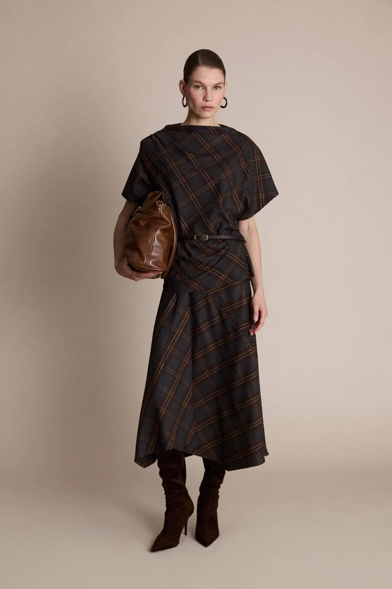 ديفاكتو Pencil Regular Waist Checked Midi Skirt