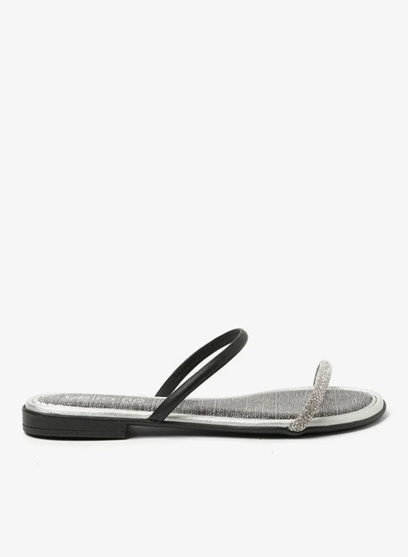 Beira Rio Black Flat Sandals for Women – Stylish Ladies Flat Sandals & Comfortable Flat Slippers for Women | Best Price UAE