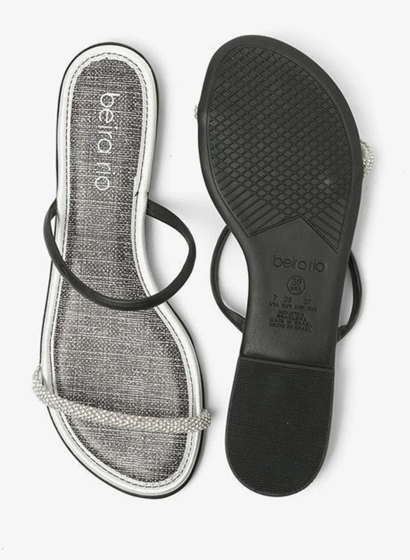 Beira Rio Black Flat Sandals for Women – Stylish Ladies Flat Sandals & Comfortable Flat Slippers for Women | Best Price UAE
