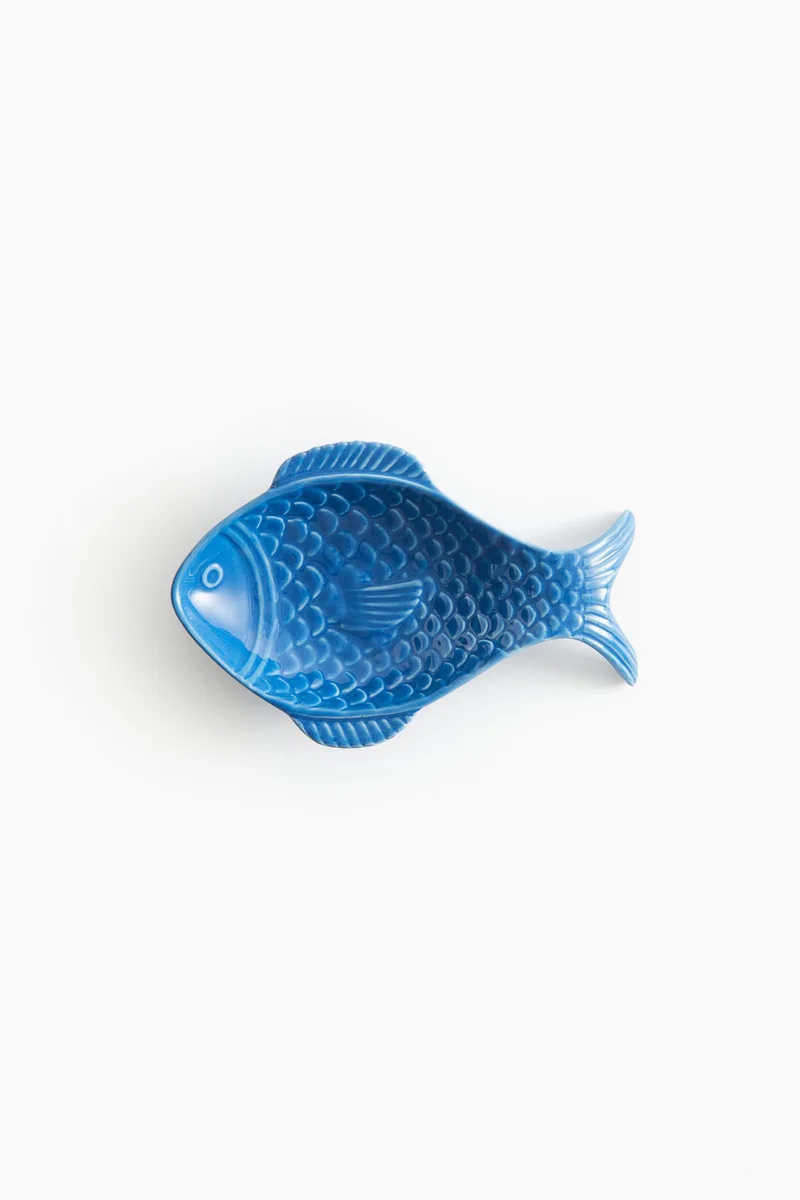 H&M Stoneware serving plate