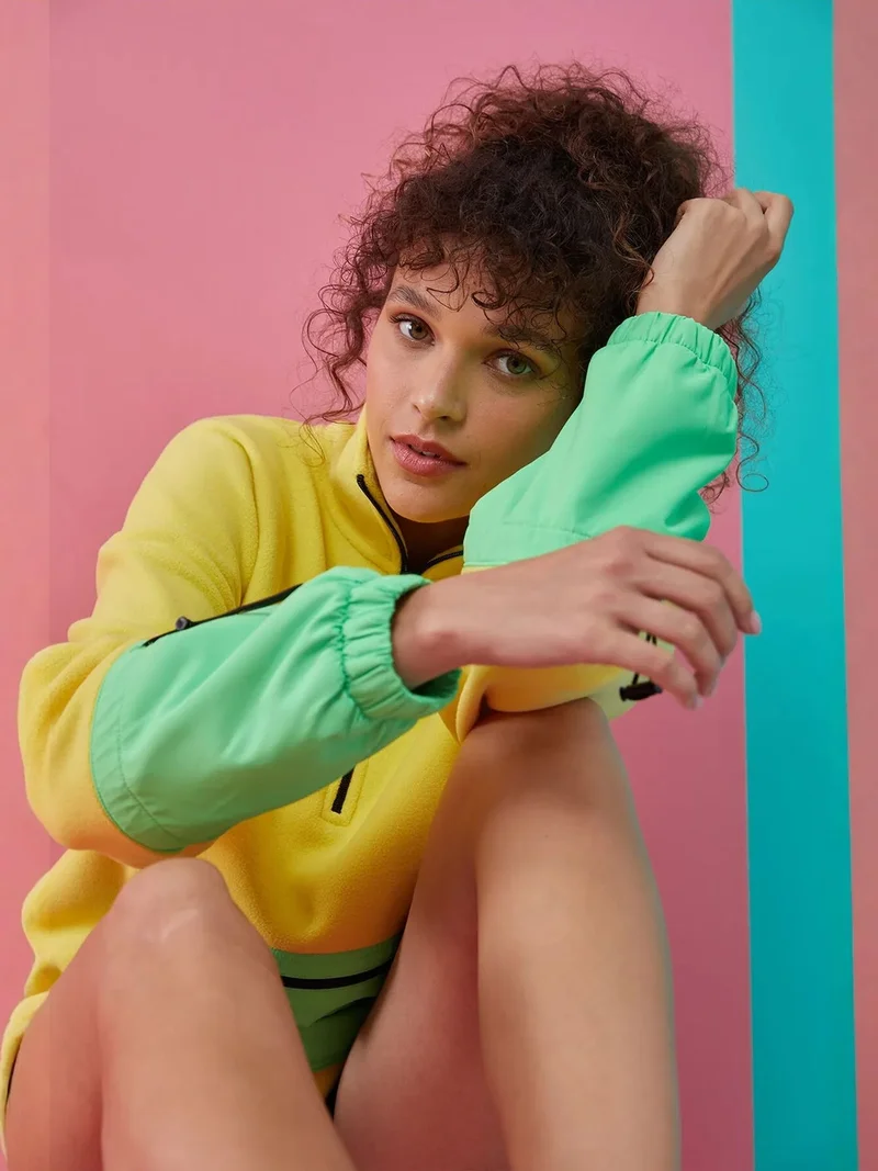 تومي لايف TOMMY Oversized Plush Half-Zip Sweatshirt