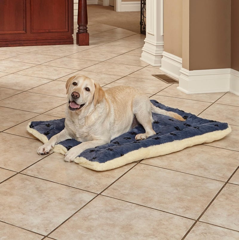 Midwest fleece blue paw print reversible bed 42 inch - Image 3