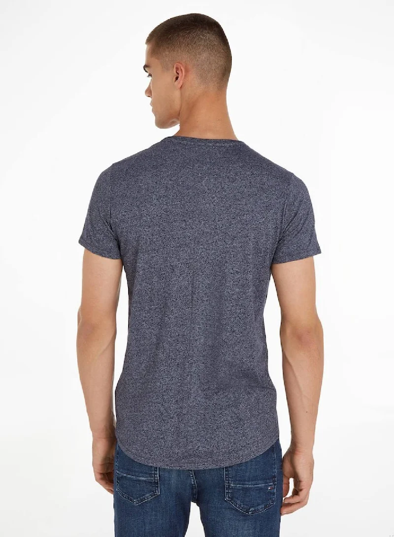 TOMMY JEANS Classics Slim Fit T-Shirt
