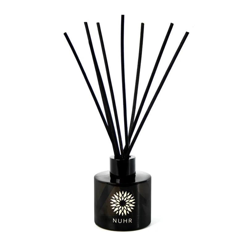 يسكن Nuhr Oud Woods Reed Diffuser