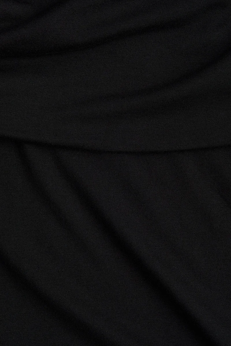 H&M Off-the-shoulder top