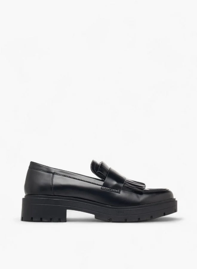Fringe Detail Slip-On Loafers