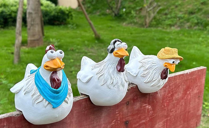 Euiroet Farm Chicken Decorations Garden Sculpture hicken Fence Decoration Funny Sculpture Chicken Decorations for Home Garden Stairs, Farm, Patio, Backyard, Resin Craft Chicken Wiht Garden Figurine Statue - Image 5