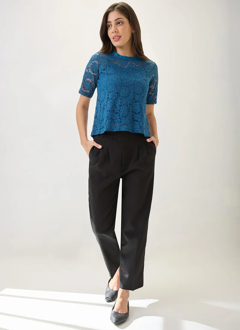 جلو باص بلوزة حفلات دانتيل نسائية بياقة مستديرة وأكمام قصيرة من جلوبس