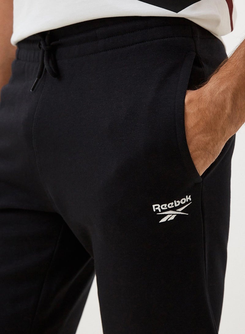 Reebok شورتات فليس الهوية - Image 3