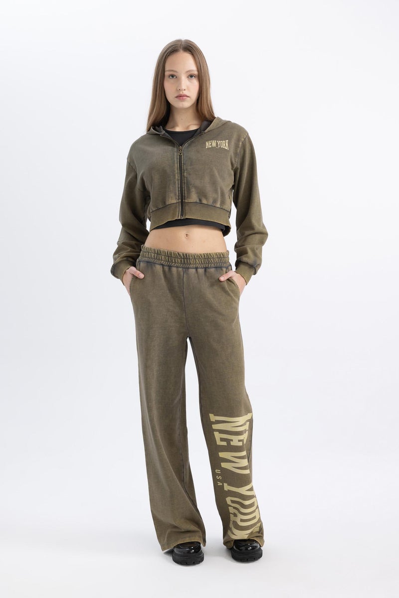 DeFacto Woman Crop Washed Faded Effect Printed Thick Fabric Cardigan  - Image 5