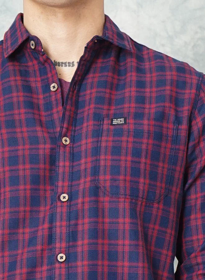 The Indian Garage Co Men Slim Fit Checkered Full Sleeves Spread Collar Casual Shirt