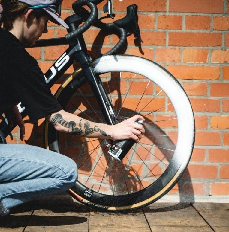 Dynamic Dirt Destroy Bike Cleaning Foam | Powerful Foaming Action for Fast Deep Cleaning | 600 ml Spray, White - Image 4