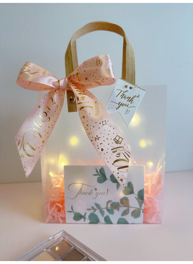 5 حزمة PVC حقيبة هدية شفافة مجموعة مع الشريط الوردي رفيا ورقة بطاقة هدية تعليق العلامة والأضواء إعادة الاستخدام أكياس هدية البلاستيكية للمهرجانات وحفلات الزفاف وحمامات الأطفال وأيام الميلاد والحفلات - Image 4