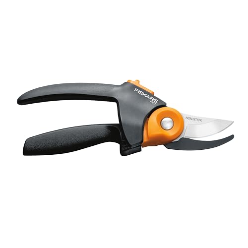 Fiskars Pruning Shears, Bypass Pruner that Cuts Through Stems up to 3/4-Inch, PowerGear Technology For More Power on Every Cut - Image 1