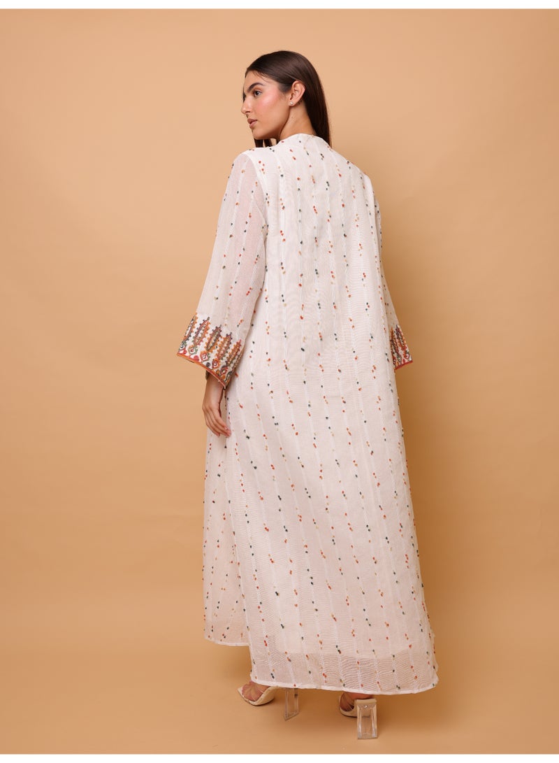 اكسا جلابية مطبوعة ومطرزة بألوان زاهية - Image 4