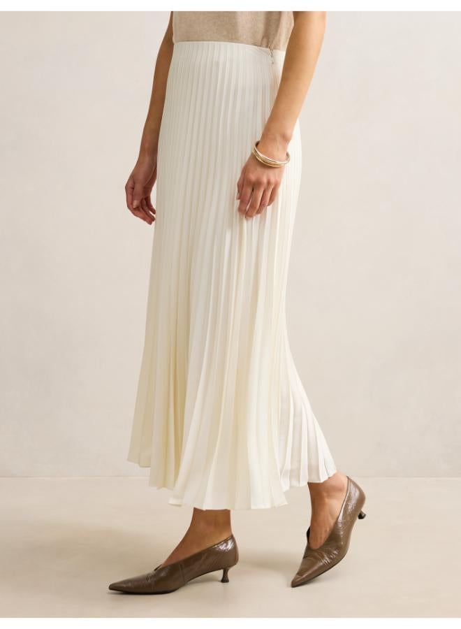 forever new Yasmin Satin Pleated Skirt - Image 3