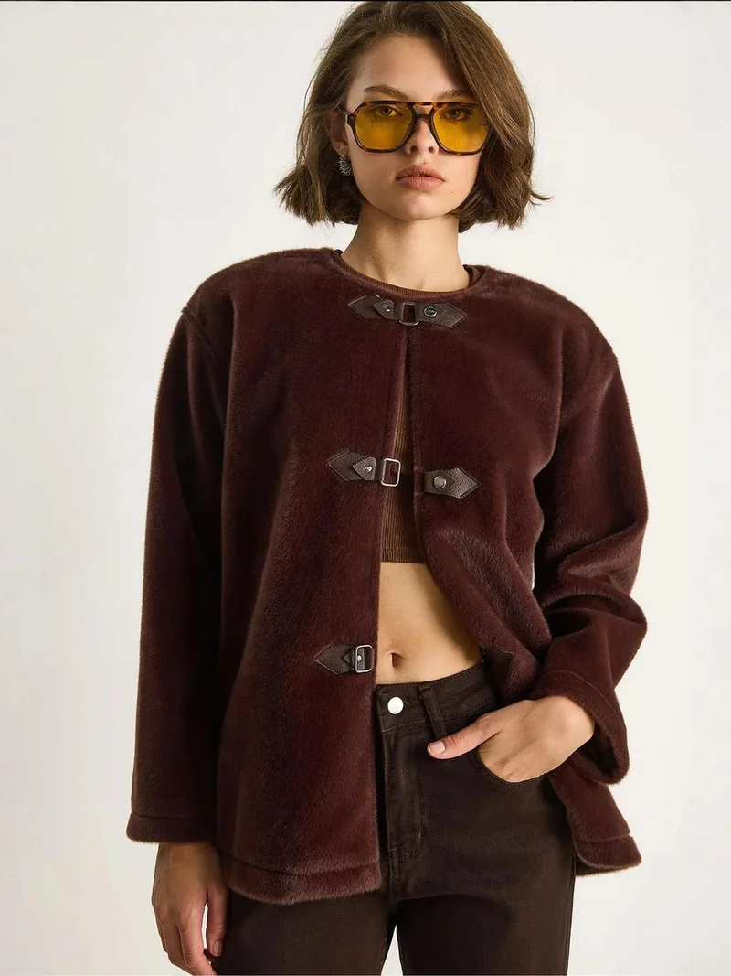LUCCI Textured Gabardine Buttoned Coat with Jacket Collar