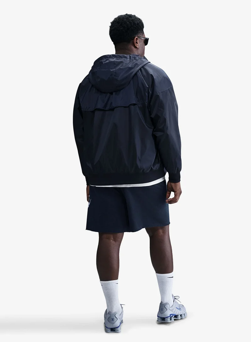 نايكي شورت نادي الخريجين