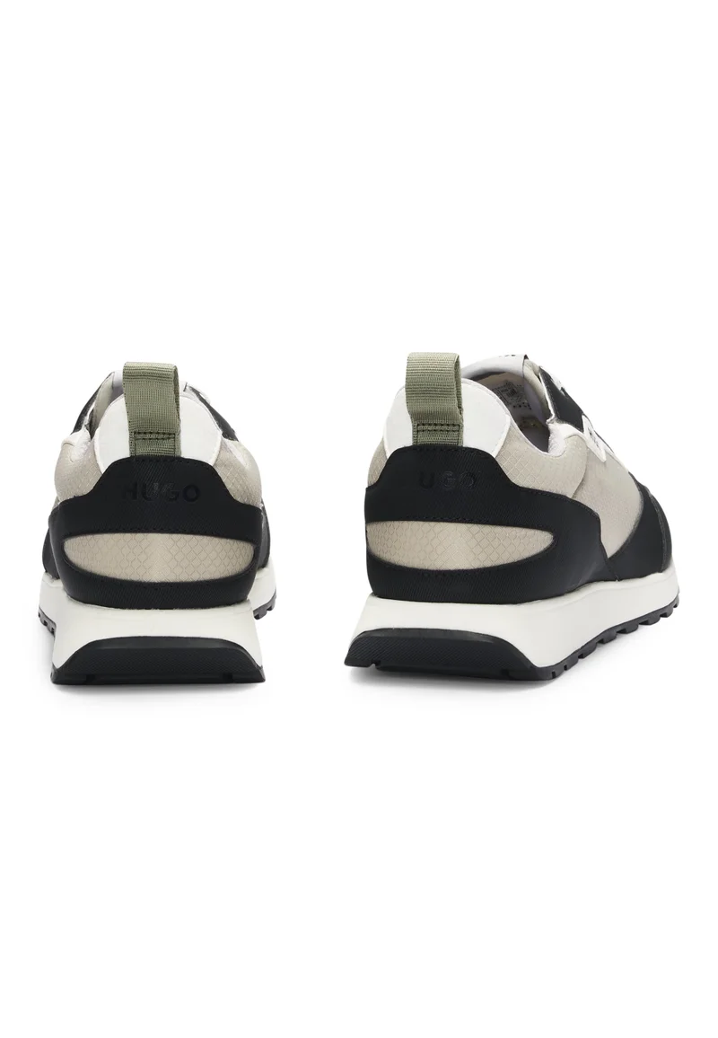 هوجو سنيكرز بمزيج المواد مع ريبستوب وجلد صناعي