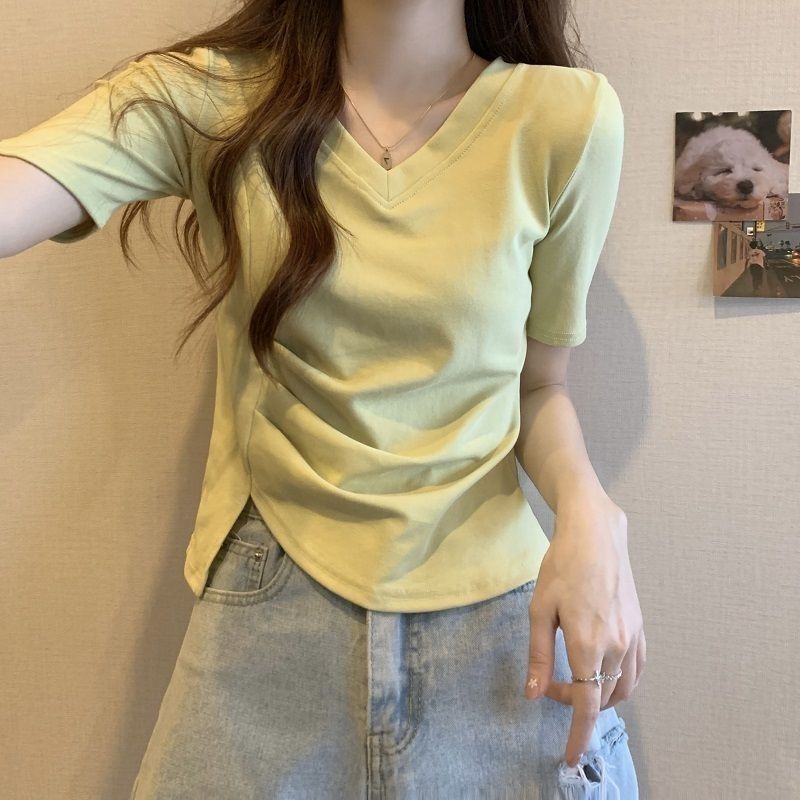 2024 Summer Korean Style New Slim-Fit All-Match Slimming Pleated Design Sense Small V-Neck Top Short-Sleeved T-Shirt For Women - Image 2