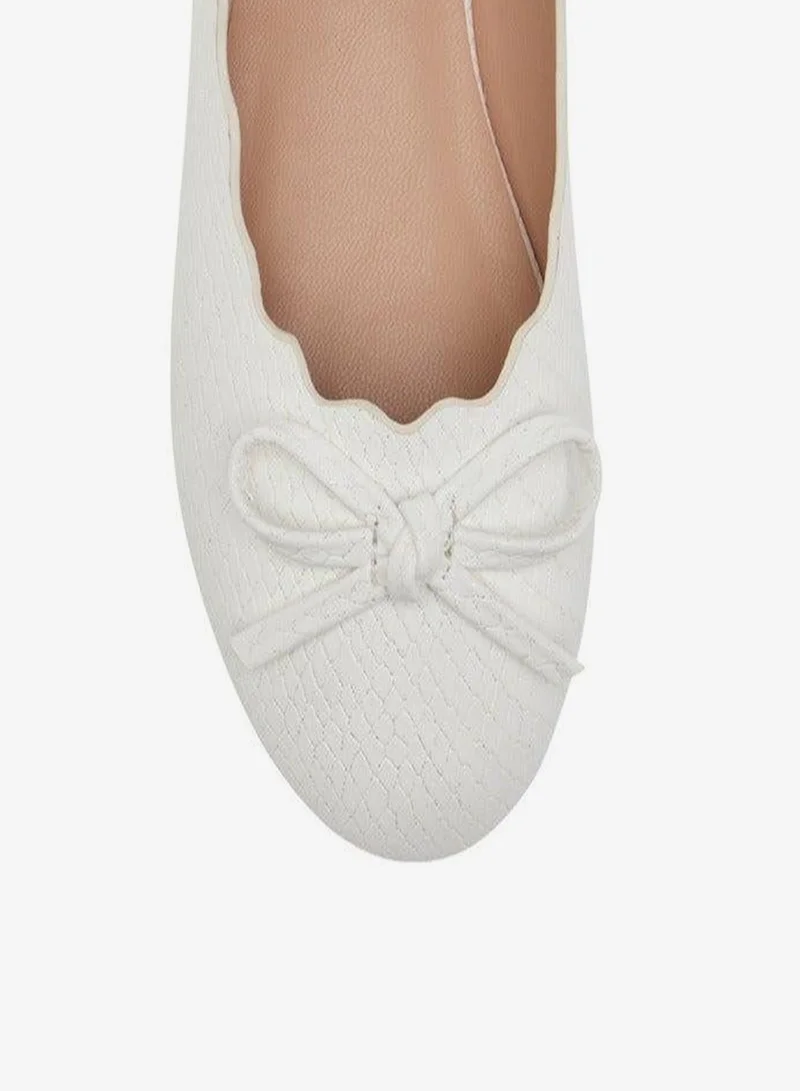 Little Missy WHITE Girls Bow Accent Slip-On Ballerina Shoes with Scallop Detail for Women | Best Price UAE