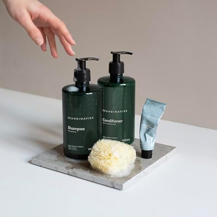 Skandinavisk Conditioner SKOG ‘Forest’ Scent notes: Pine needles and fir cones, birch sap and woodland lily of the valley, 16.91 fl. - Image 2
