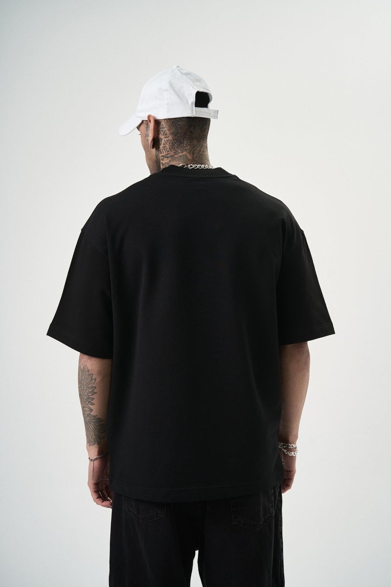 ريسباير تي شيرت رجالي مقاس كبير (Oversize) مطبوع عليه "Trust"، أسود - Image 3