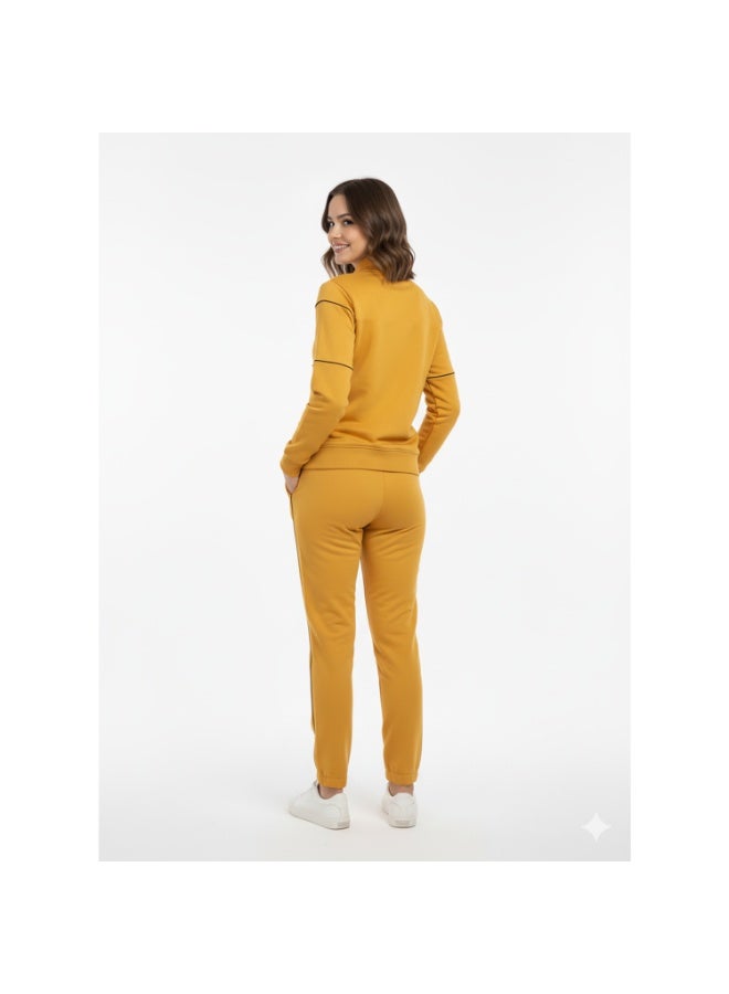 Caesar Women's tracksuit with velvet lining and linear designs - Image 4