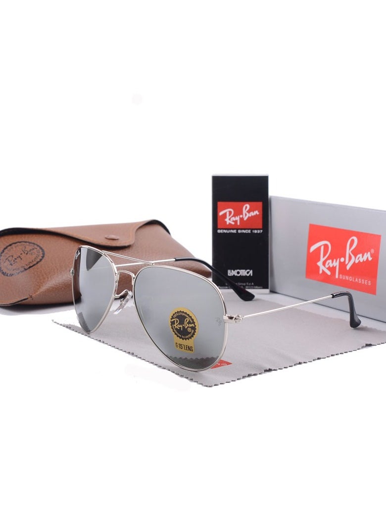 Ray-Ban Classic Pilot Sunglasses Gold Framed with Sliver UV Lenses - pzsku/ZEA7DDDA98CAF47576482Z/45/_/1731391905/2ede7b6f-ad22-4ab7-895c-fdef07df9f4e