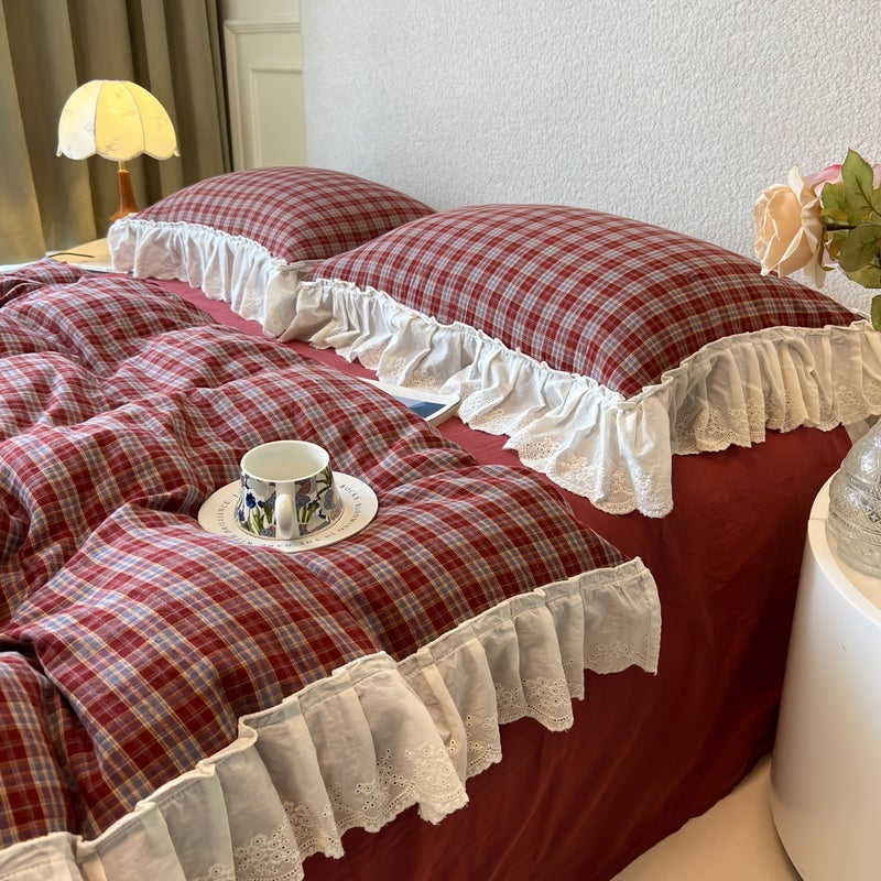 100% Polyester New French Hollow Lace Red Check Bedding 3pcs Set 1pc Duvet Cover And 1 Pair Pillowcases Soft Comfortable All-Season (No Core Included) - Image 5
