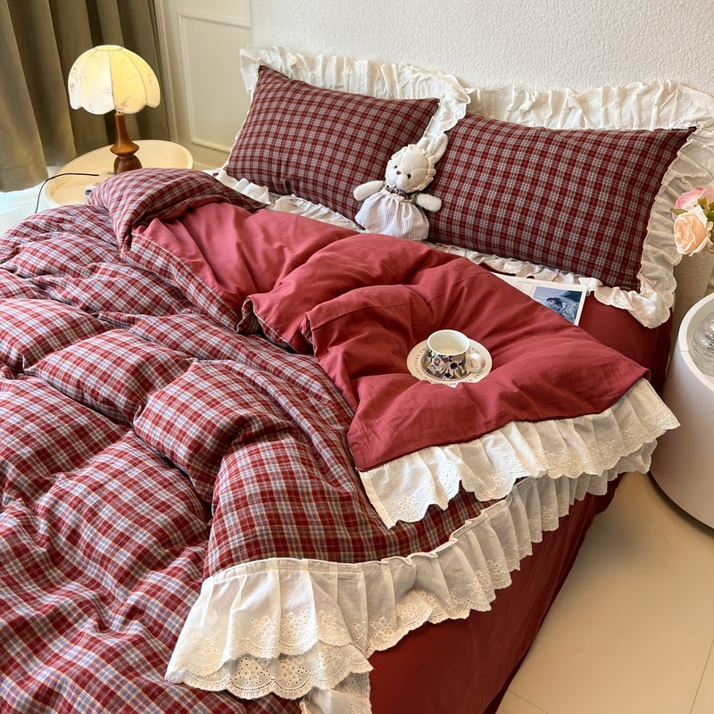 100% Polyester New French Hollow Lace Red Check Bedding 3pcs Set 1pc Duvet Cover And 1 Pair Pillowcases Soft Comfortable All-Season (No Core Included) - Image 3