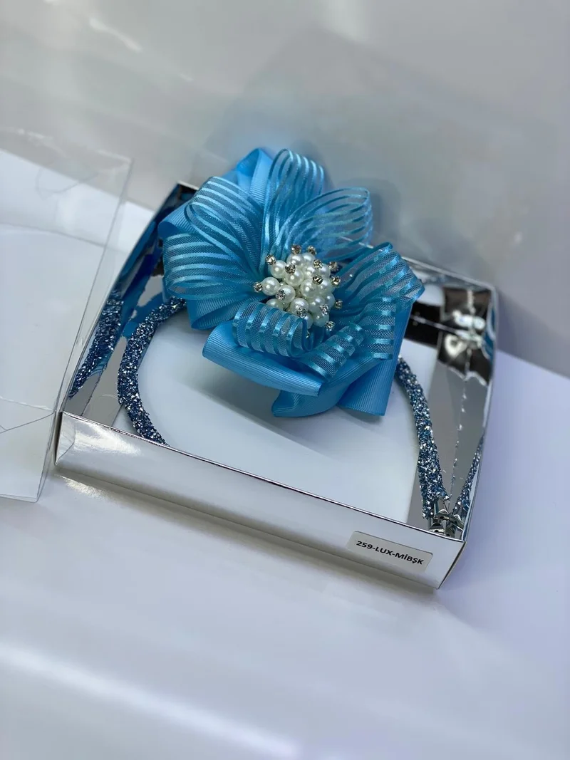 Queen Accessories Blue Pearl Brooch Ribbon Ribbon Luxury Mother Daughter Henna Wedding Plug-in Crown