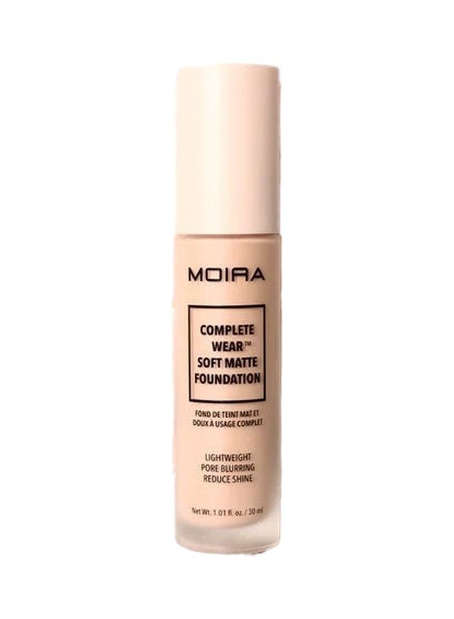 moira Complete Wear Soft Matte Foundation (300C) - Image 1