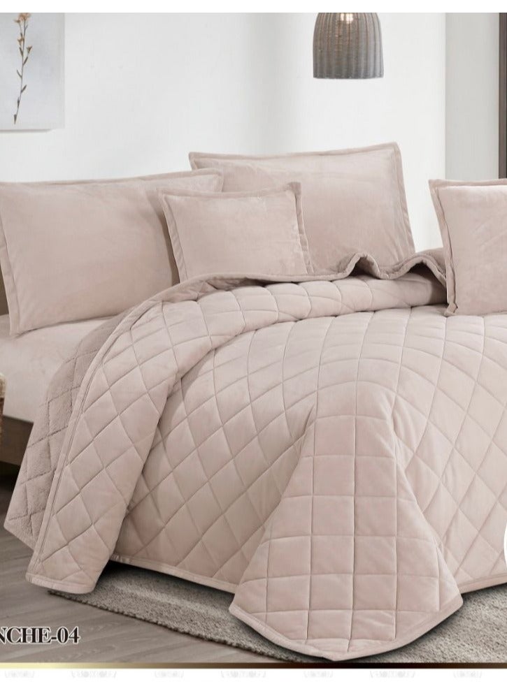 4-piece royal comforter set, winter, two-sided, velvet side and fur side, king size, 160x220 cm - Image 2