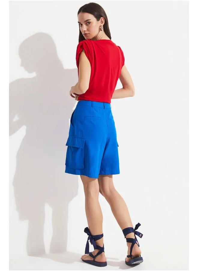 JUNE June Women Cargo Pocket Short Saxe