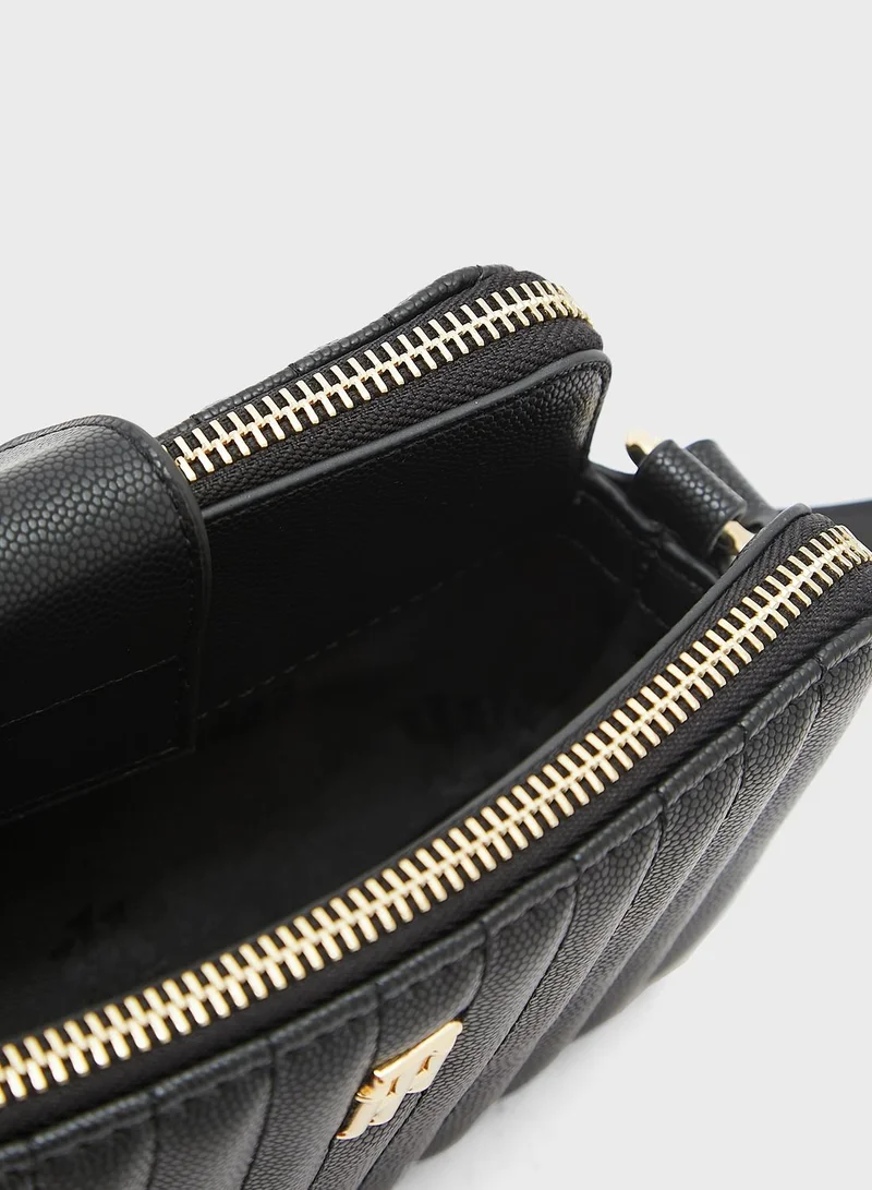 TOMMY HILFIGER Timeless Quilted Cross body