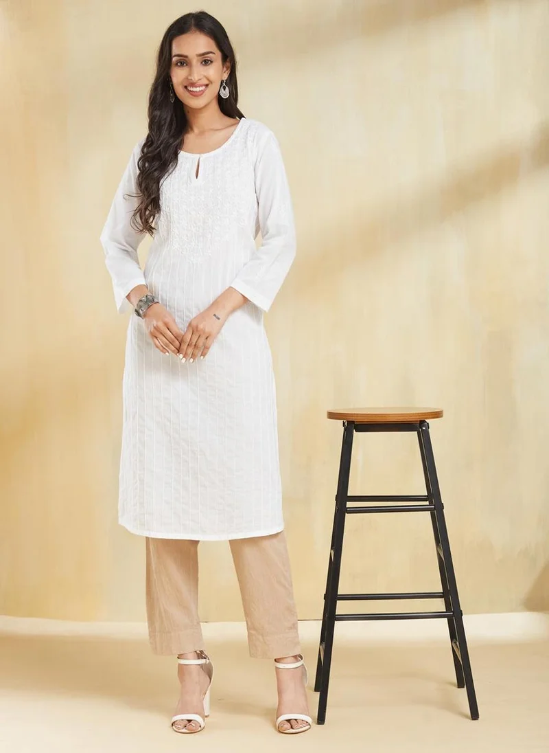 فاب انديا White Cotton Chikankari Knee Length Kurta