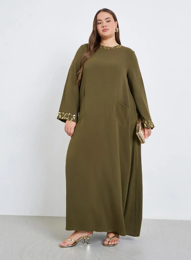 Amirah Plus Size Foil Trim Jalabiya with Pocket