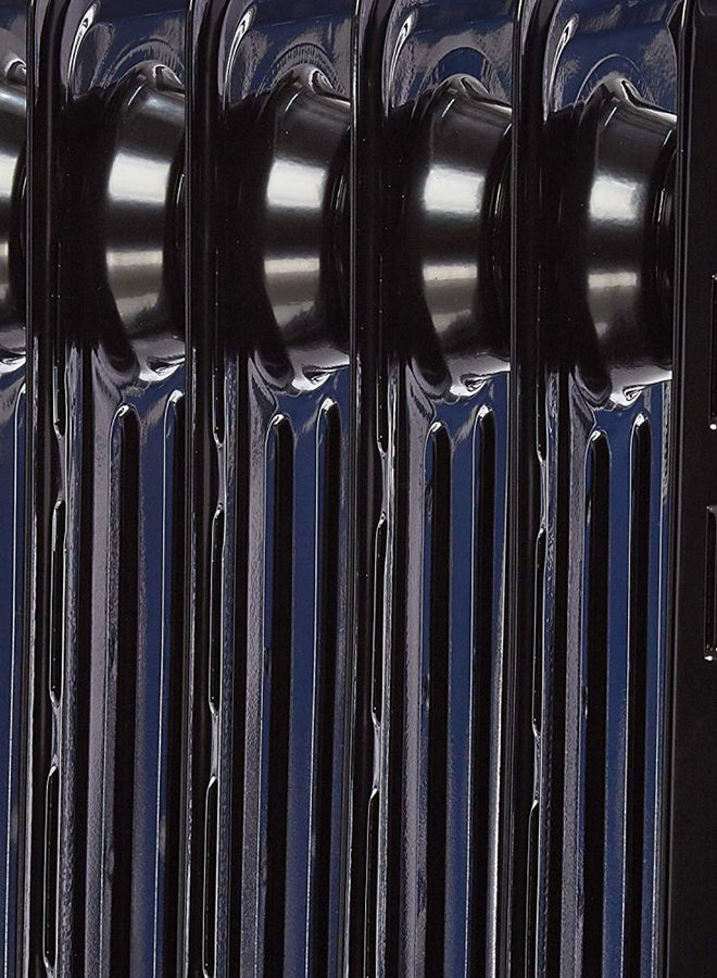 بلاك اند ديكر ردياتير تدفئة يعمل بالزيت مكون من 7 ريش بقدرة 1500 وات 1500 W OR070D-B9 أسود - Image 3