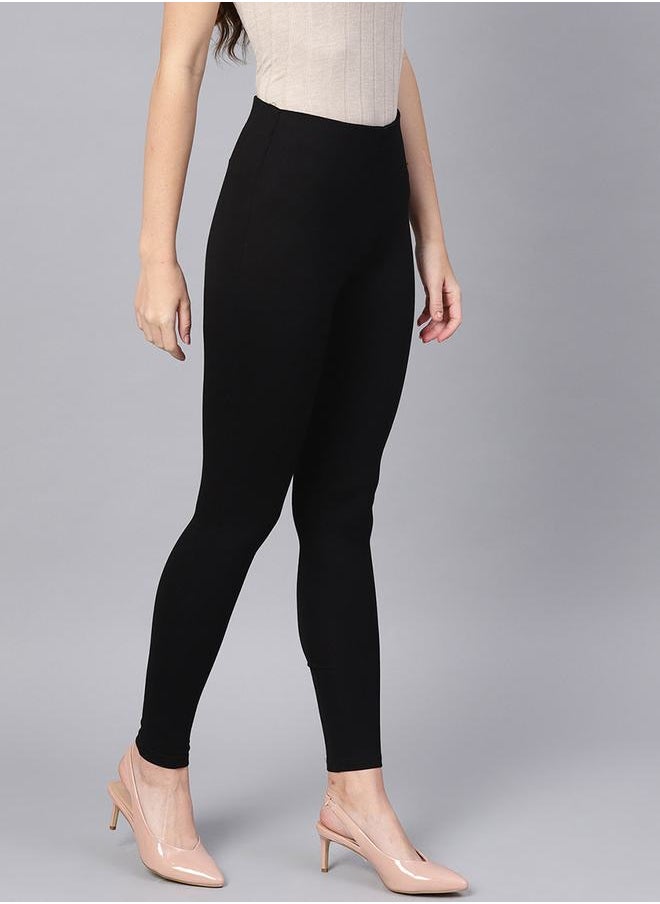 SASSAFRAS - Solid Slim Fit High Waist Jeggings by Styli - Image 1