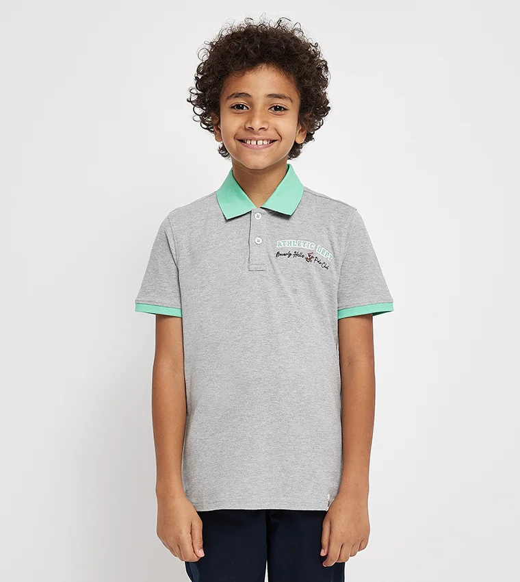 بيفرلي هيلز بولو كلوب تيشيرت بولو بأكمام قصيرة وتفاصيل شعار