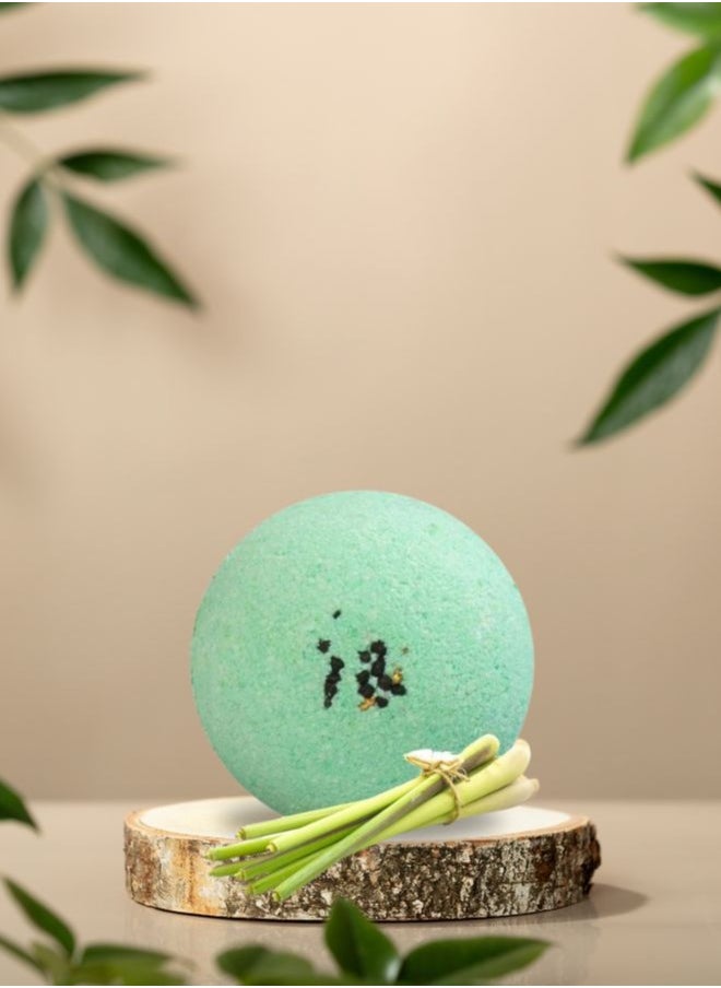 Soap&Friends Soap&Friends Lemongrass Bath Bomb 110g – Refreshing Fizzy Bath Bomb with Citrus Essential Oils – Natural Spa Bath Bomb  - Image 5