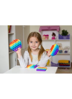 إنوفو ألعاب فيدجيت بوب - عبوة من 4 قطع، ألعاب فيدجيت بوب للأطفال والكبار 6.77 × 6.5 × 3.11 بوصة - ألعاب فيدجيت بوب بألوان قوس قزح - أشكال فيدجيت - لغز تفاحة مثمنة الشكل مربعة  - Image 3