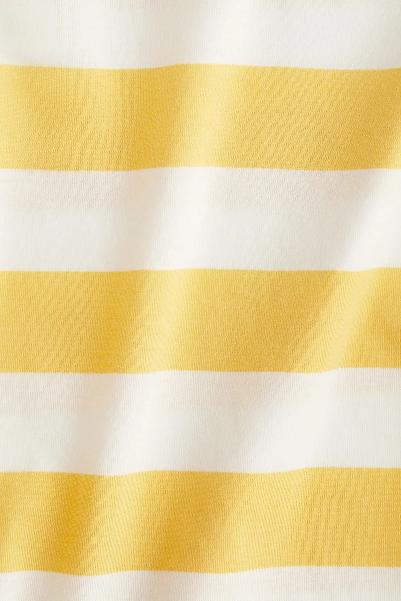 اتش اند ام تي-شيرت قصير