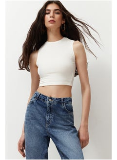 White Crew Neck Zero Sleeve Knitted Undershirt TWOSS24AL00058