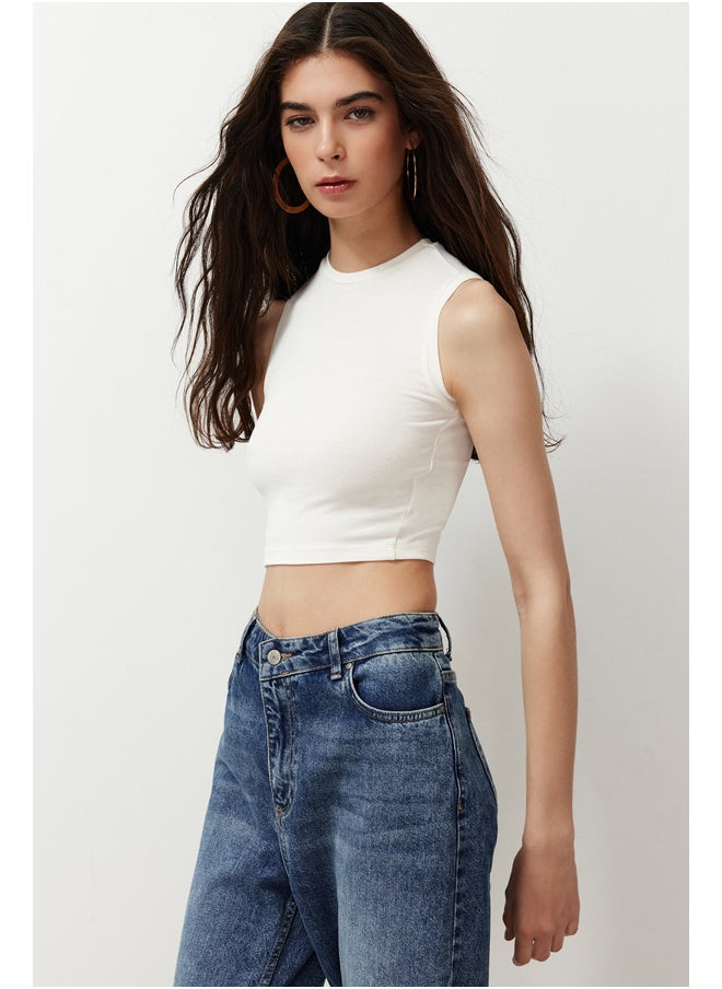 trendyol - White Crew Neck Zero Sleeve Knitted Undershirt TWOSS24AL00058 - Image 1