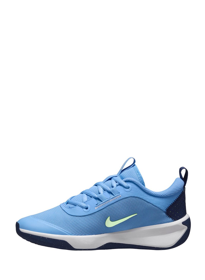 Nike Youth Omni Multi-Court Gs  - Image 2